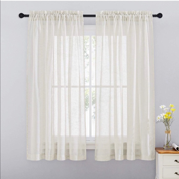 Curtains(52x84 inches) - Picture 1 of 4